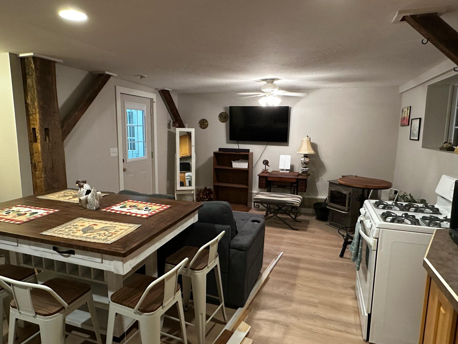 barn apt
                                    kit
